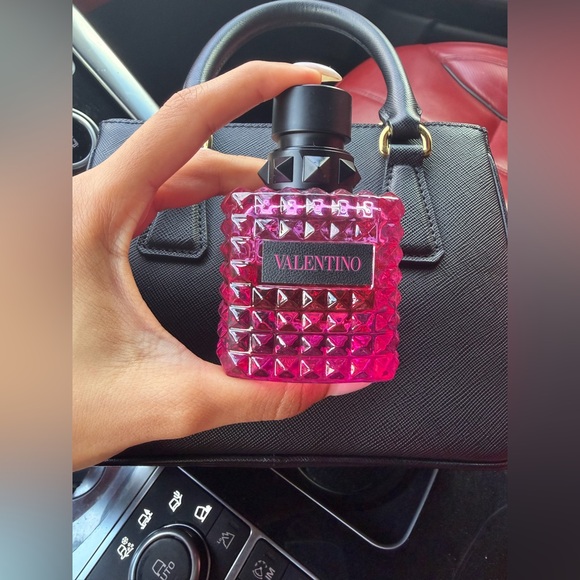 Valentino Extradose Pink Studded Perfume Bottle 50ml (full) - Picture 4 of 6